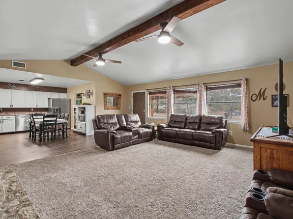 1109 County Road 132A, Kingsland, TX 78639