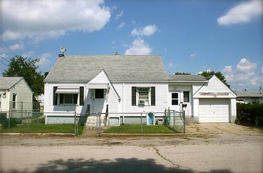 1st image of 15 Albermarle Ave