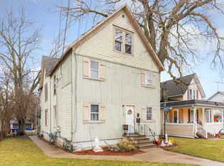 1133 Market St, Dekalb, IL 60115