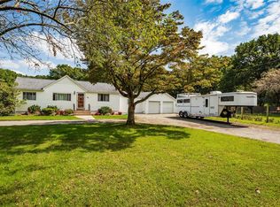 35 Half Moon Pond Rd, Ridge, NY 11961