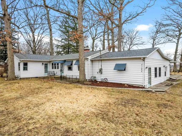 7190 W Hilltop Rd, Claypool, IN 46510