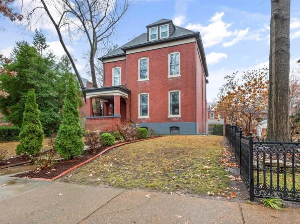 3010 Geyer Ave, Saint Louis, MO 63104