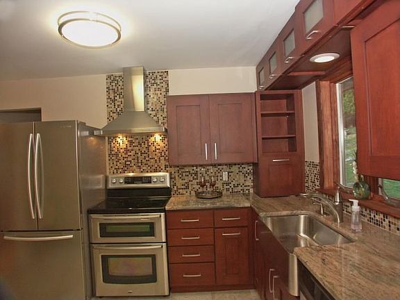 GORGEOUS HUTTON PARK KITCHEN