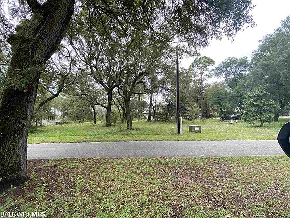3rd image of 317 Magnolia Dr #34