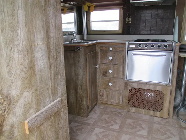 12920 Petunia Dr — Photo 7