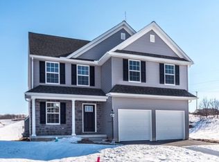 1205 Gardenia Dr, Windsor, PA 17366