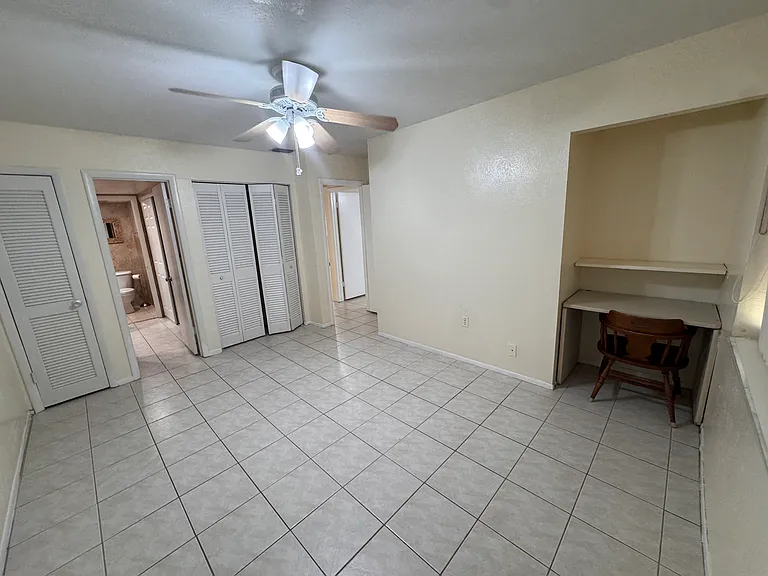 1575 Greenlea Dr #1 — Photo 6