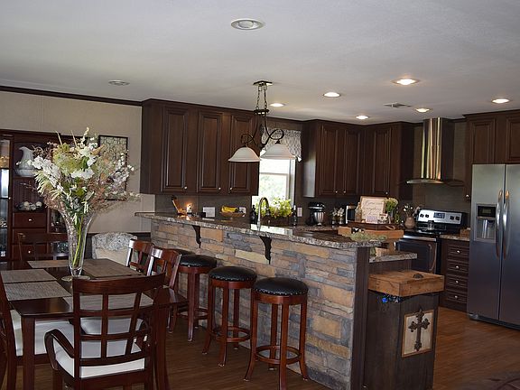 kitchen & dining
