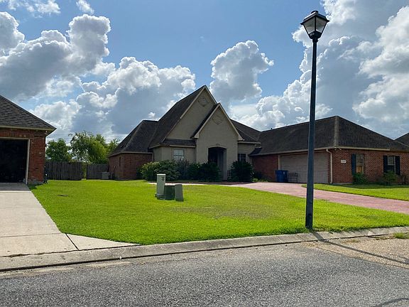3rd image of 41191 Remington Dr