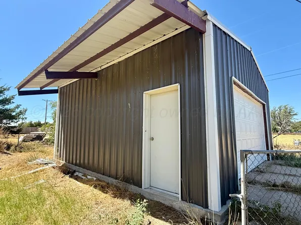 1000 Clark Ave, Stinnett, TX 79083