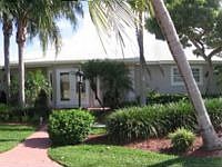 1st image of 2062 Vista Dr