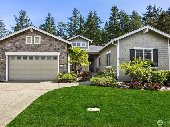 8265 Orcas Loop NE, Lacey, WA 98516
