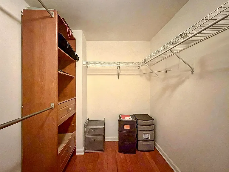 700 Grove St #4F — Photo 27
