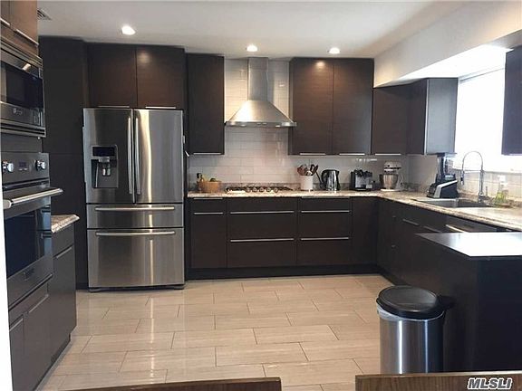 2nd image of 2526 Oak Ct