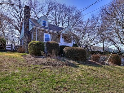 321 Post Road, Fairfield, CT, 06824