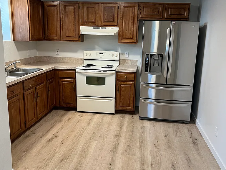 750 Absaraka St #B — Photo 2