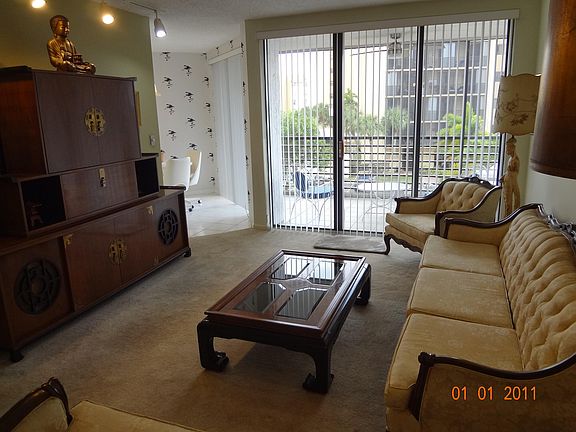 5th image of 7200 Radice Court #302