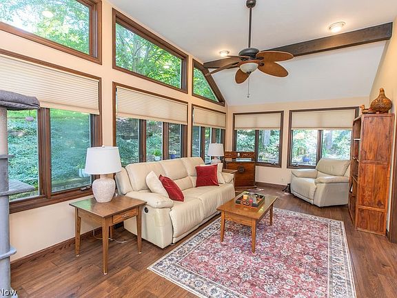 5th image of 3361 Country Club Dr