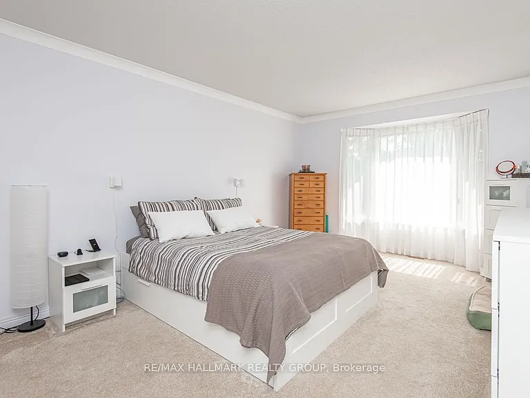 18 Hesse Cres — Photo 15