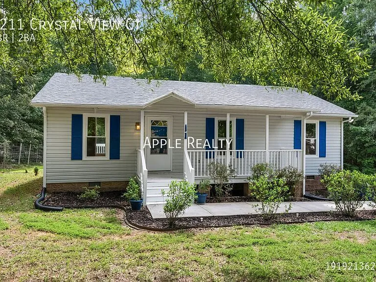 1211 Crystal View Ct — Photo 1