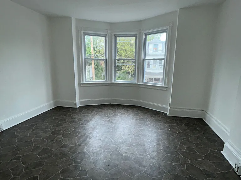 19 E Ingham Ave #1 — Photo 5