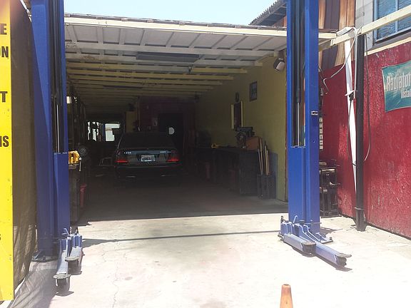 5th image of 517 Garner Ave