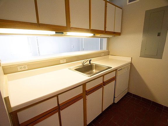 2nd image of 517 Southwest Pkwy APT 104