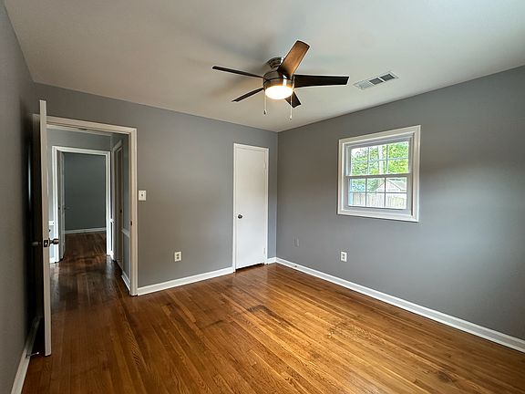 5th image of 14832 Alabama Ave