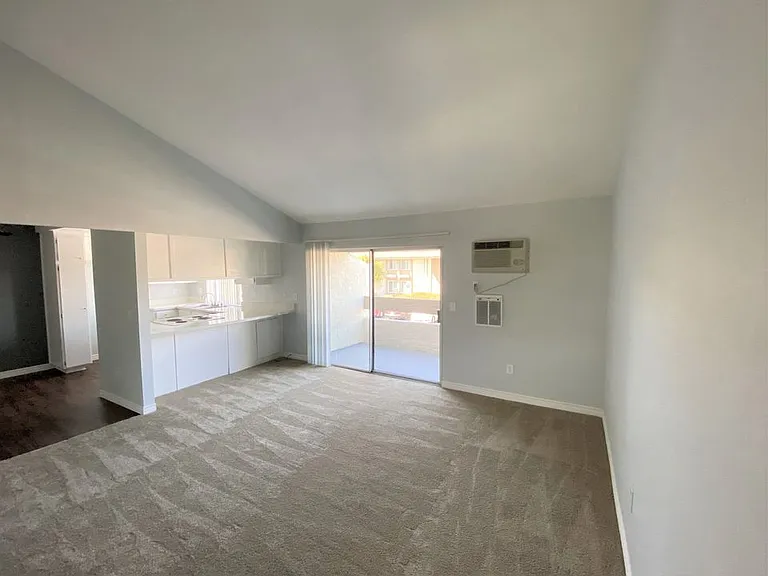 Cedar Glen Apartment Homes — Photo 32