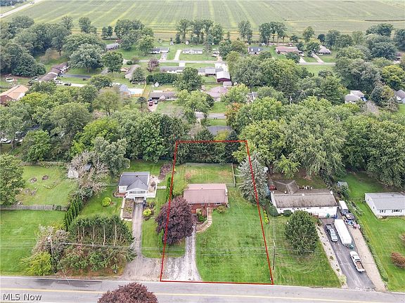 4th image of 1206 Dussel Rd