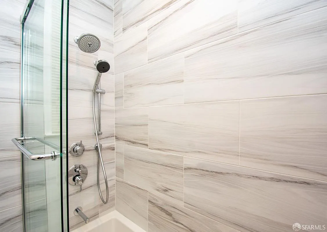 3 bed, 1.0 bath, 1400 sqft, $5,495 — Photo 3