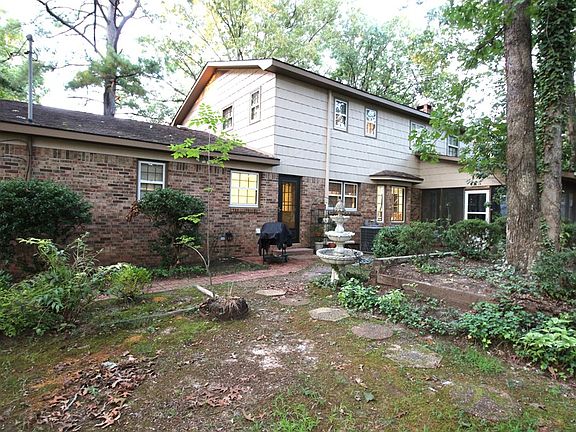 2nd image of 390 Chickasaw Dr