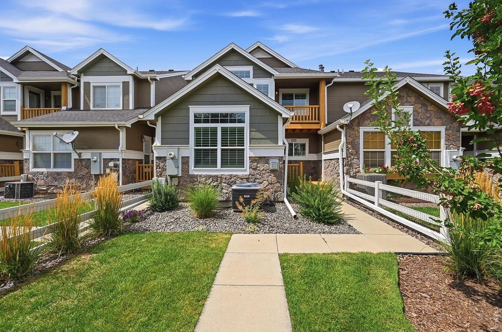 233 Rock Bridge Ln