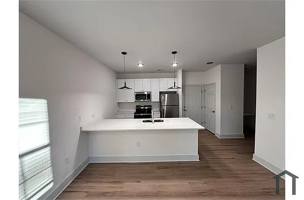 Building Photo - 3511 Markland Dr