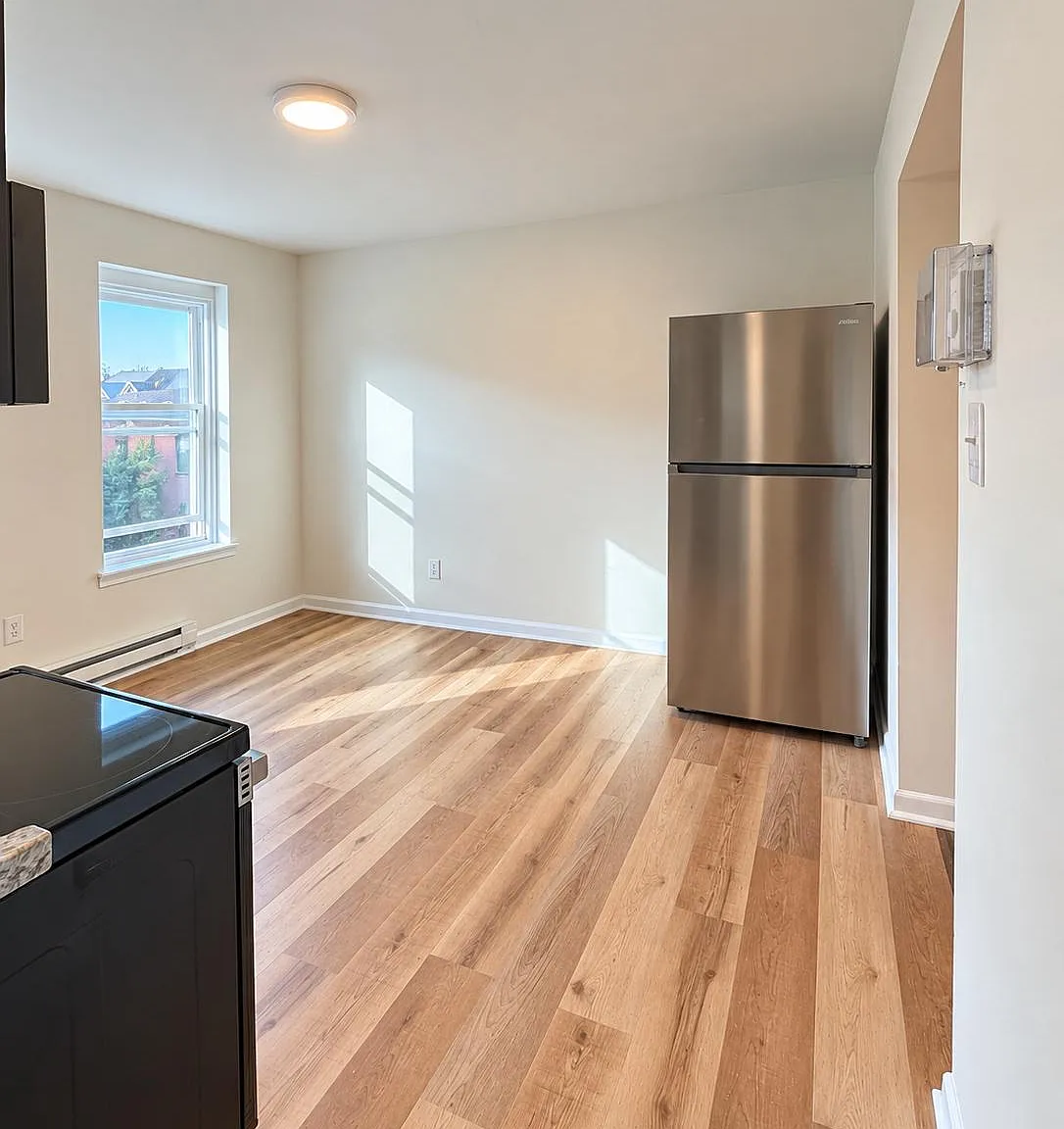 1 bed, 1.0 bath, 500 sqft, $1,725 — Photo 4