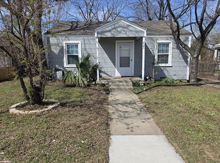 421 Seaman St, Fort Worth, TX 76111