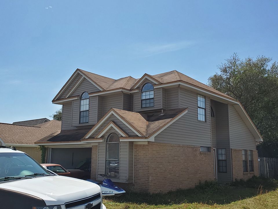 2nd image of 413 Woodland Park Cir