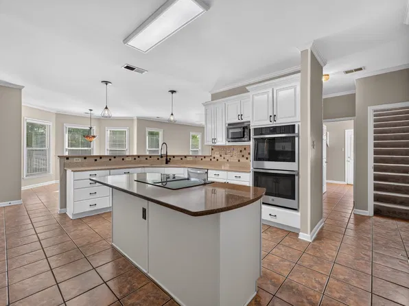 1928 Shepards Bush Ln, Germantown, TN 38139