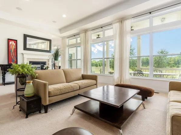 7789 Mellacent Dr, Columbus, OH 43235