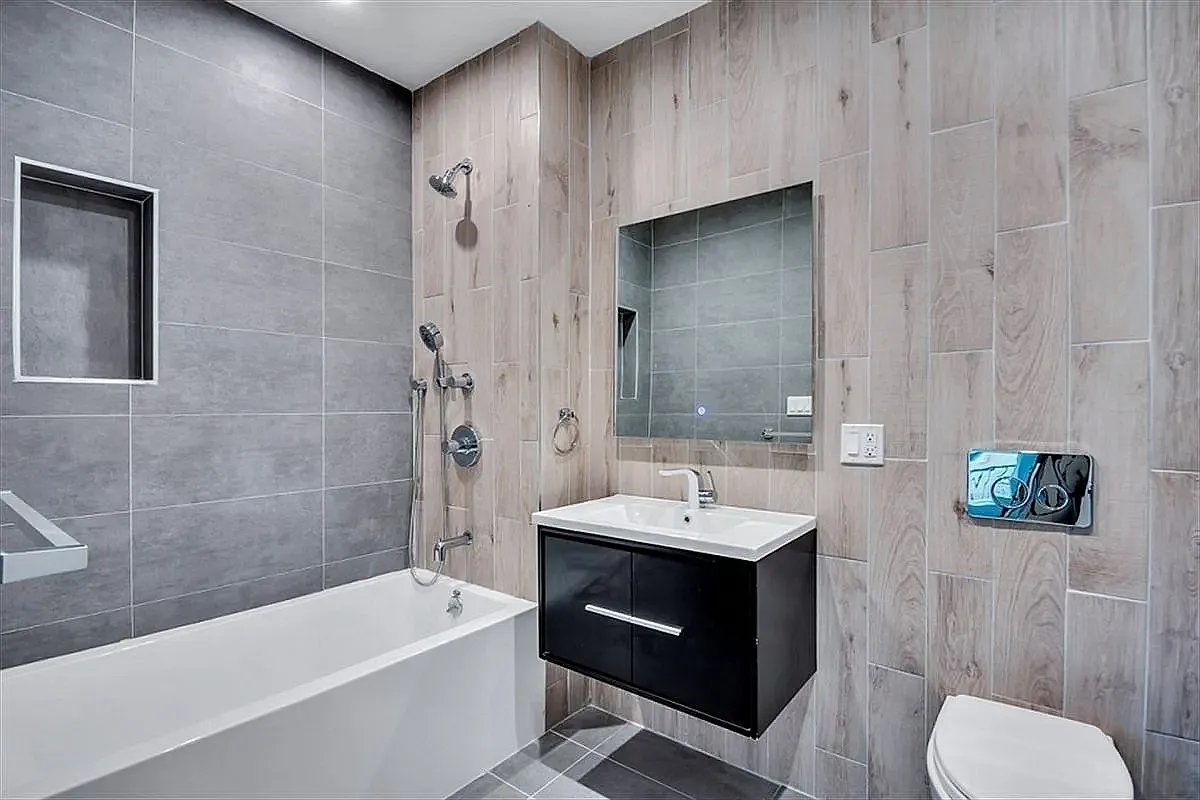194 Lexington Avenue — Photo 3