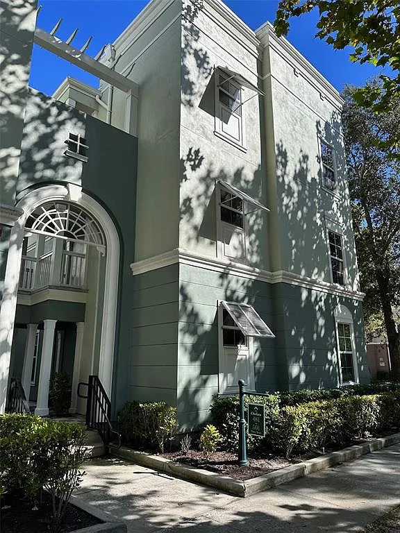 2 bed, 2.0 bath, 1234 sqft, $2,950 — Photo 1