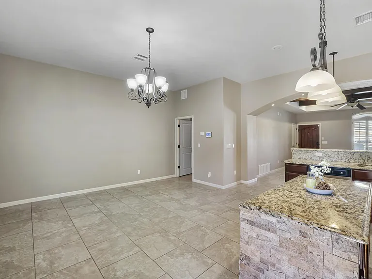 14676 Ava Leigh Ave — Photo 11