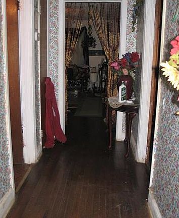 4th image of 632 Rockwood Dr