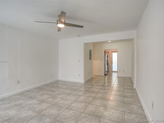 4th image of 610 74th St APT 5