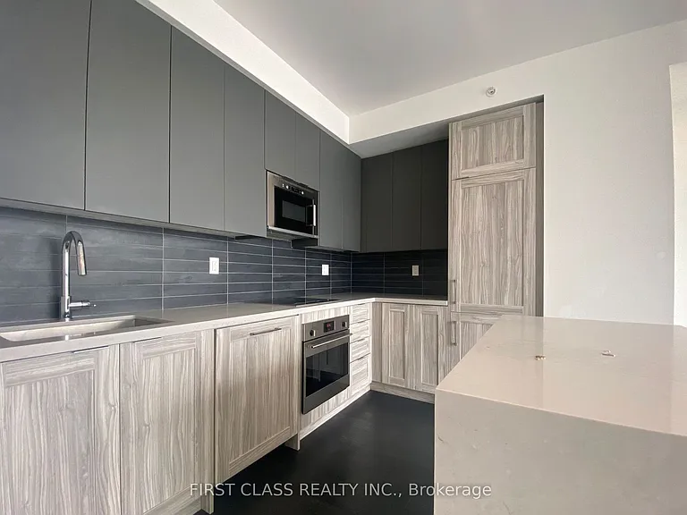 2916 Highway 7 Rd #1207 — Photo 2