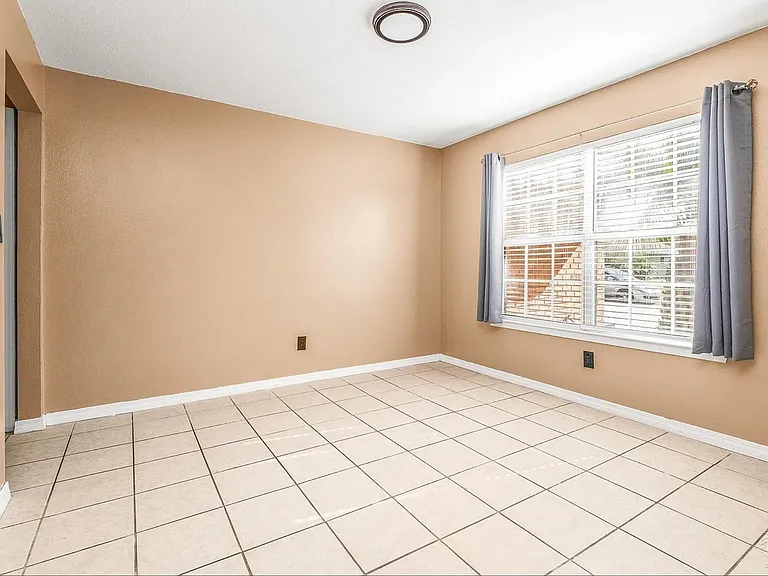 8018 Mark Ct — Photo 11