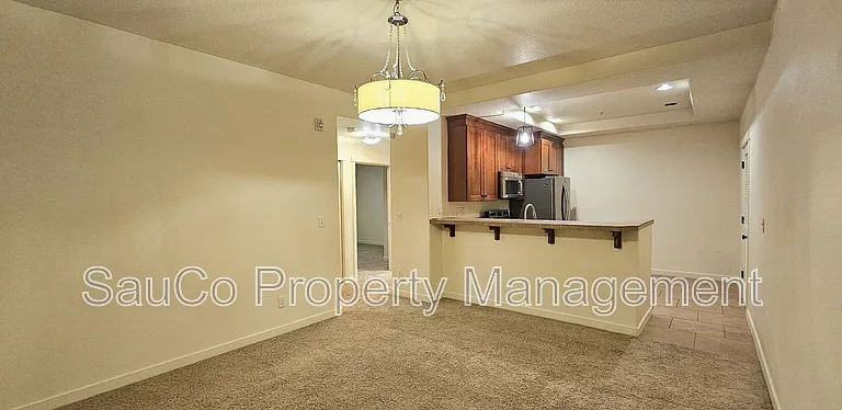 8078 NE Miriam Way — Photo 3