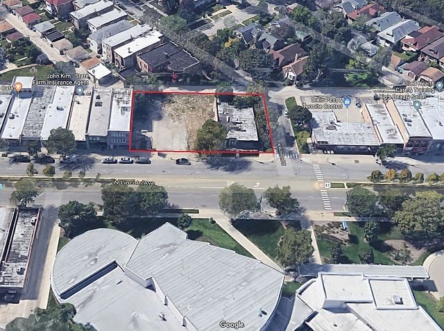 1st image of 5828 N Lincoln Ave