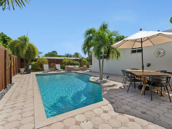 2691 NE 18th St, Pompano Beach, FL 33062