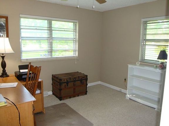 5th image of 1749 Scenic Dr